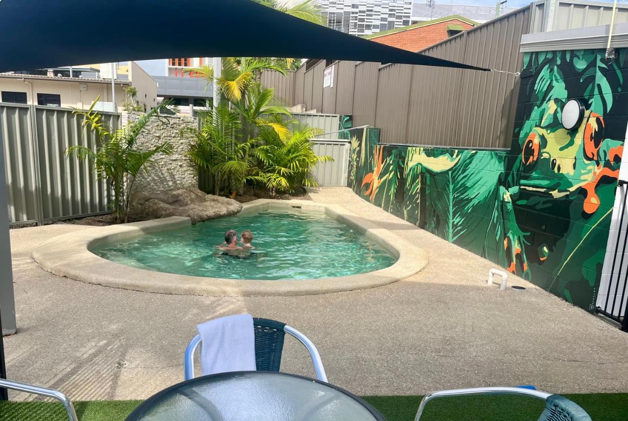 Nambour Heights Motel Extérieur photo