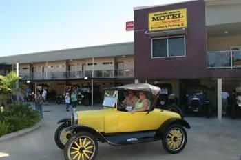 Nambour Heights Motel Extérieur photo
